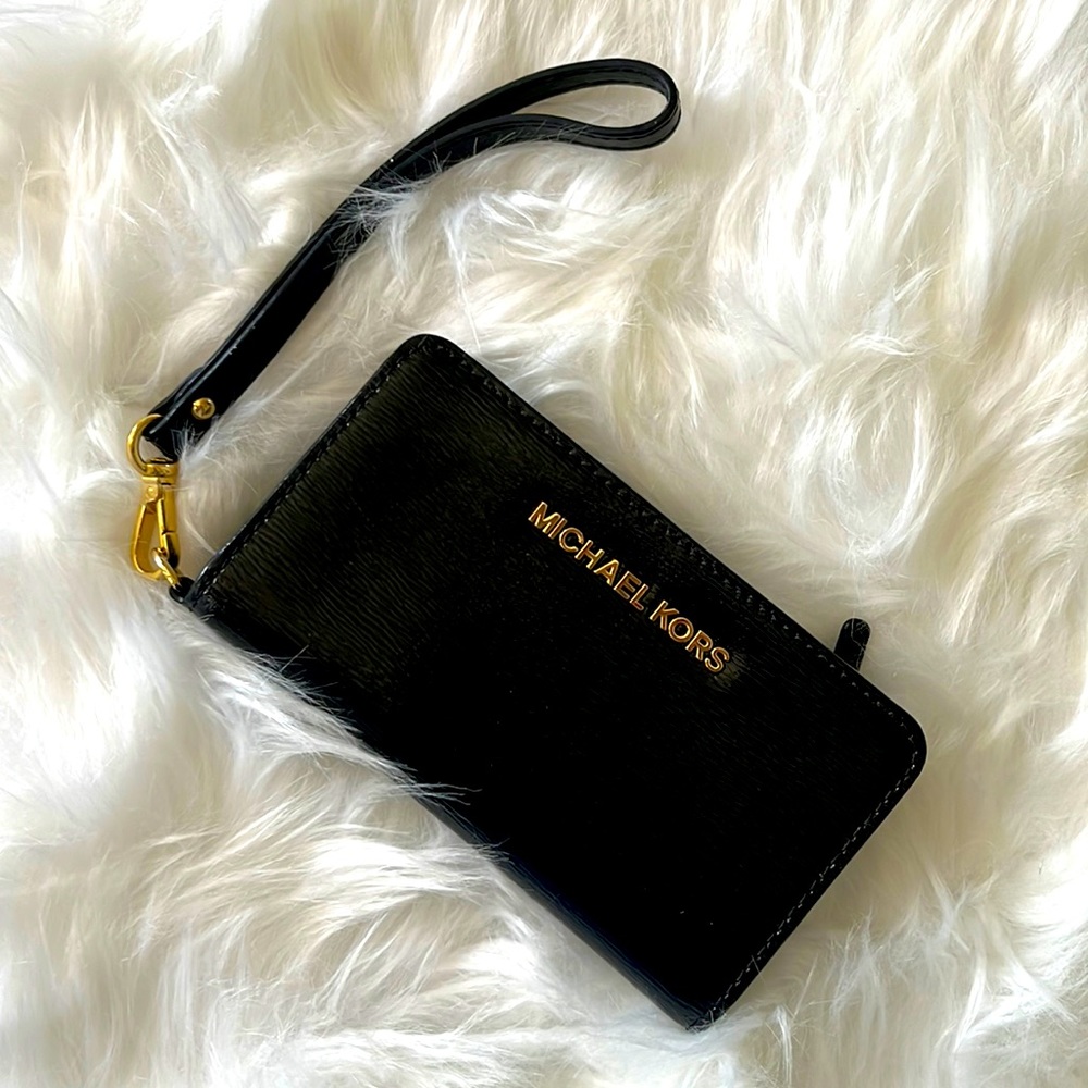NWOT Michael Kors Wristlet